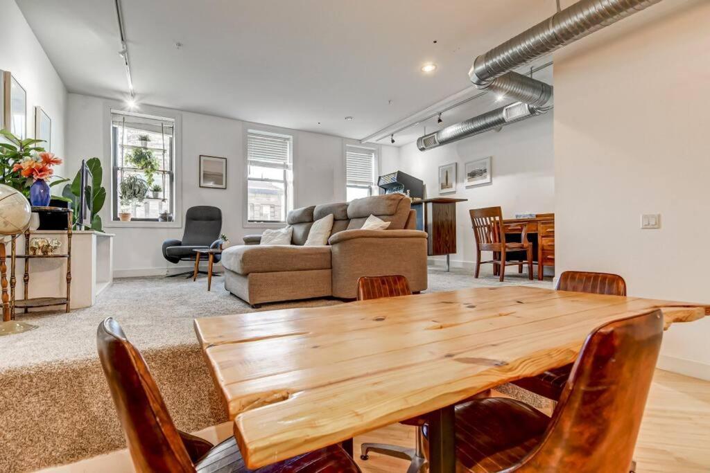 Lovely 2-Bedroom Unit In Спрингфийлд Екстериор снимка